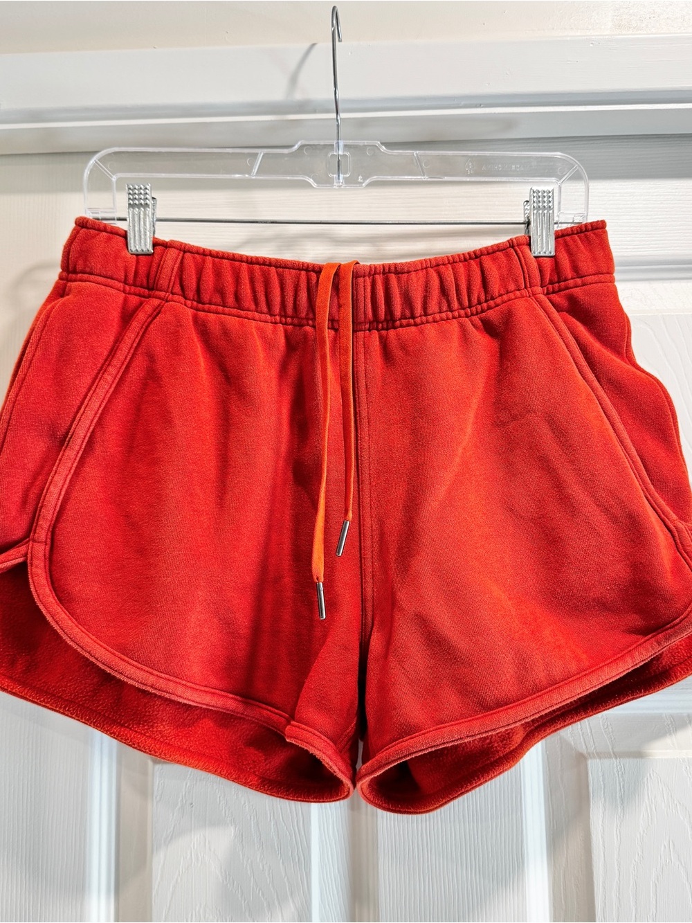 Lululemon Scuba Mid-Rise Oversized Shorts 3” | Autumn Rust color | Size M